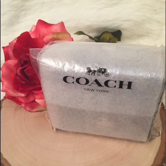 COACH Jewelry box - Picture 6 of 8